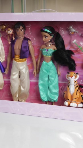 New Jasmine Gift Set with Male Doll Outfits | Disney Princess Collection