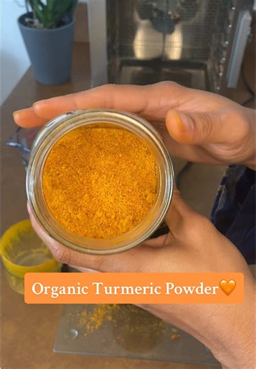 Cómo hacer tu propia harina de cúrcuma en casa