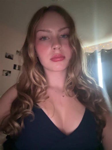 Ella (@ella_carlson9)’s videos with sonido original - Chase^᪲᪲