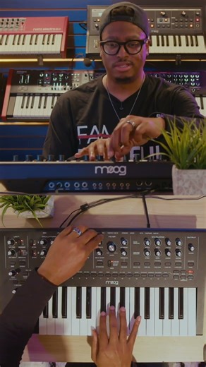 Sound Design On the Moog Messenger is CRAZY!