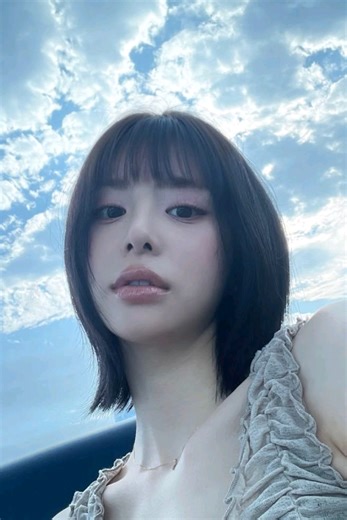 Exploring the Ulzzang Style of Song Mine