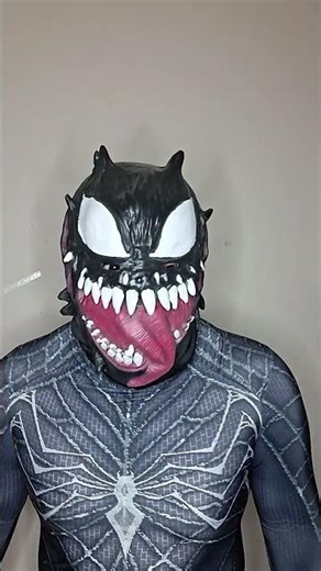 #venom #venomcosplay #venommarvel #cosplaying #cosplay #marvel #marvelvenom #wearevenom