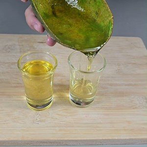 405K views · 5K reactions | I didn't know it was so easy to extract avocado oil!! | Barbie Recipes and Tips | Facebook