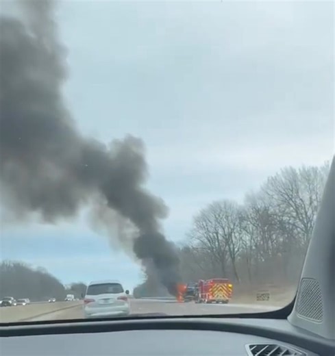 Tow Truck? (Flatbed) Fire I-64 between IL-159 and IL-157 Fairview Heights IL (St Clair County) French Village Fire Department on scene. Around 11:45am today. Video courtesy Alaya | Downstate Illinois-Metro East StL Scanner 911-DIMEcom