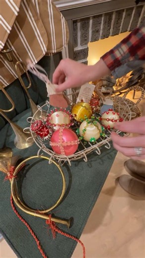 🎄✨ WE’RE LIVE! ✨🎄 Come hang out with us and snag some last-minute Christmas goodies! 🎁 Giftable finds 🎄 Fun holiday décor ✨ Prices marked down surprises Jump in, say hi, and shop with us before it’s gone! ❤️ | Storehouse