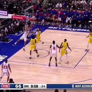 Cade added muscle for the poster 🚨💪 #DetroitBasketball | FanDuel Sports Network Detroit