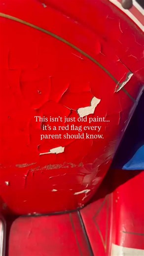 Dr. Elana Roumell | Pediatric Naturopathic Doctor on Instagram: "Ever seen paint bubbling, chipping, or peeling in that cracked “alligatoring” pattern? 🚩That’s a major red flag for lead-based paint and can be a risk to your child’s health, even if it looks like harmless wear and tear. A dear mom friend sent me this video of a cart displaying apples at her child’s school, and I’m SO proud that she chose to advocate. 🙌 Here’s why this matters: 🧠 Even low-level lead exposure can impact a child’s