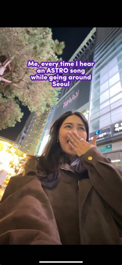 When I hear an ASTRO song, I stop. And I listen…As if I’m in a concert 🤣 💜 #ASTRO #AROHA #SouthKoreaTravel #SeoulTravel #kpop