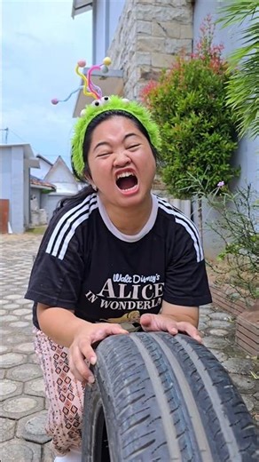 Funny tire prank😂🛞📱🍉🍭