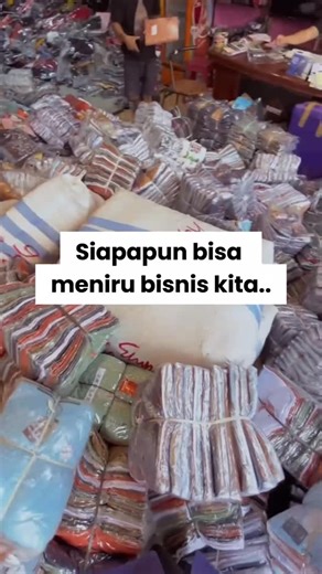 Ilmu Networking on Instagram: "💸 Mau Cuan 50 Juta Cuma Modal WA? 💸 Dengan @watzap.id, kamu bisa jangkau ribuan kontak WA tanpa ribet! Contohnya, kalau kamu punya produk 100rb, kirim ke 5 ribu kontak, dan ada 500 yang beli. Hasilnya? 👉 100rb x 500 = Rp 50 juta! Plus, ada affiliate program yang ngasih komisi 2x sebulan! Penasaran? Follow IG-nya buat tahu lebih lanjut 👉 @watzap.id #bisnisdigital #jualanonline #promosibisnis #WatZap #WatZapId #BlastWA"