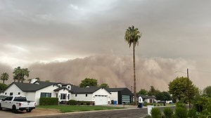 Massive haboob makes its way into the Valley on Aug. 25