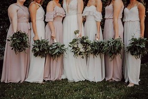 Tulle vs Chiffon: 6 Differences Between Tulle and Chiffon