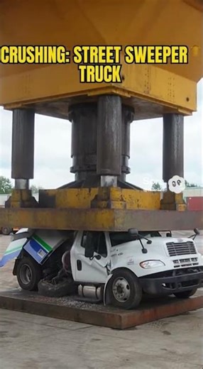 AI-Generated Hydraulic Press Simulation