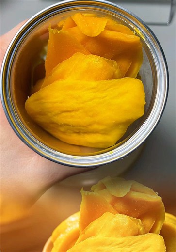 Xoài sấy dẻo giá mềm | Xoài sấy thường & xoài muối ớt ngon