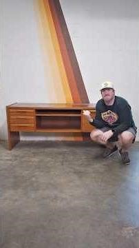 Something about this Danish Teak credenza is really just speaking to me. Had to save this one!