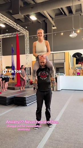 Lol jk I’ve def heard of her 😂. But I’m loving feeling more comfortable in the air thanks to @bryan flanders #acro #acroyoga #partneracrobatics #stunting #cheer #tumbling #health #wellness #slc #saltlakecity #utah