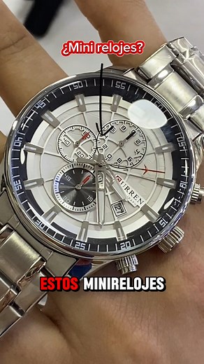 ¿Sabes para qué sirven los cronógrafos en tu reloj? Te lo explicamos en 1 minuto! ¡El cronógrafo no es solo un adorno en tu reloj, es una herramienta increíblemente útil! 🚀 En este video te explicamos qué son los cronógrafos, cómo funcionan y cómo puedes utilizarlos para medir el tiempo como todo un experto. 👀 Desde cronometrar tu sesión de ejercicio hasta medir intervalos precisos, los cronógrafos tienen mucho que ofrecer. ¡Aprende a aprovechar al máximo esta función y saca el máximo potencia