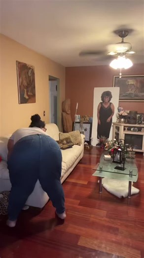 Dance like a stripper lol 🤪😋