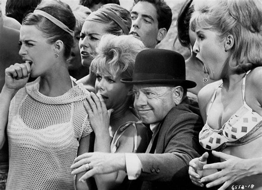 How to Stuff a Wild Bikini (1965) | ČSFD.cz