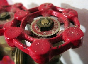 How to Remove an Outdoor Faucet Stem | Homesteady