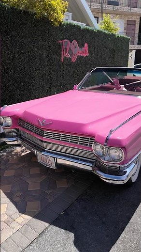 The Pink Cadillac at Viva Las Vegas 📸💗