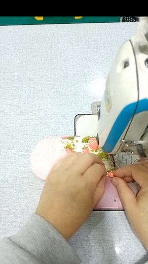 128K views · 1.3K reactions | #fblifestyleHow to sew a key bag. #christmasgift #holifagifts #keychain #keychain #giftidea #Homemade #homemade #sewing #diy #handmade #Christmasgifts | Diy By.rutchanoo | Facebook