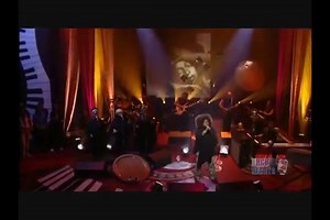 26K views · 2.2K reactions | Angie Stone Live "No More Rain" 1999 #classic | Throwback Music and New School Flavor | Facebook