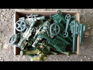 Box of toy Guns Toy Artillery gun WW2 Gun for children