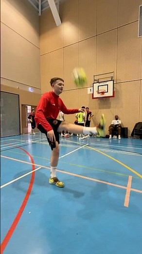 Amazing Football Trickshot 😳🔥