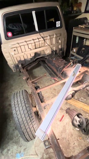 1987 #mazda #b2000 rear end