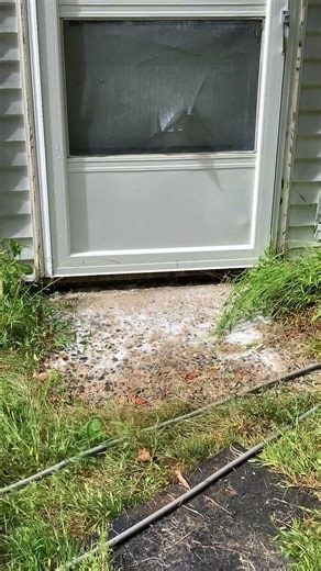 Heavy oxidation, chalky and peeling paint this siding was in serious need of help