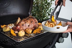 Pay attention to your barbecues temperature | News | Weber BBQ