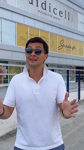 Join the Guidicelli team! Building our new restaurant concept and YOU can be part of it!We’re looking for passionate individuals with fine dining experience — chefs, cooks who have worked in Italian restaurants or are eager to learn from Italian chefs, and hostesses with a background in hotels, high-end, or fine dining restaurants.If you’re ready to join an exciting new project, please send your CV to my HR team, headed by Hannah Sorita: hsorita@equgruppo.com.See you soon! | Matteo Guidicelli