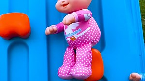 Maya and Mary play with dolls and singing The Boo Boo Song Listen to Music from Maya and Mary: Apple Music - https://music.apple.com/artist/147485... Google Play - https://bit.ly/33kxYoj YouTube Music - https://music.youtube.com/channel/UCX... Amazon Music - https://music.amazon.com/artists/B07V... Lyrics: All children like to play, They do it every day, They jump and turn around… And may fall on the ground! Oh, Mommy, mommy, help me, please! I hurt my leg, I’m all in tears! Oh honey, honey, com