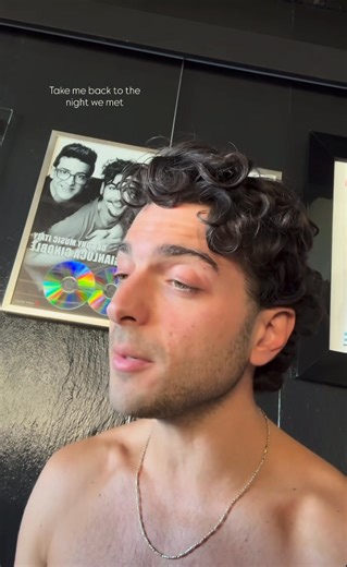 ‘The night we meet’ Gianluca nelle sue storie Instagram #gianlucaginoble #ilvolosvizzerafanpage | Il Volo Svizzera fanpage
