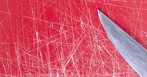 Should you toss your plastic kitchen tools for health reasons? Here's the scoop