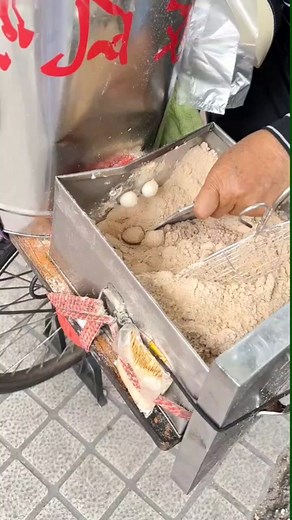 Sifting Flour for Baking: Outdoor Cooking Tips