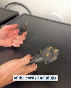 If you're new to your home, you may be looking at your laundry room scratching your head. "Do I have gas or electric hookups?" We're here to help. | Speed Queen Home Laundry