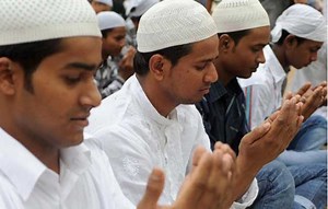 Skullcap Row: Another controversial video of mock drill by Gujarat police aggravates resentment