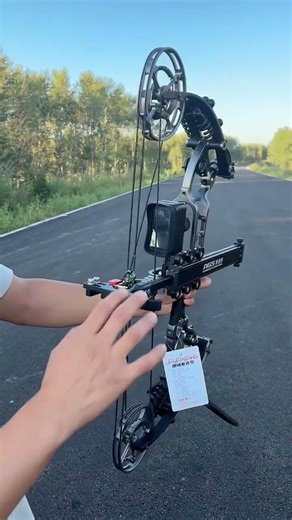 #Homemade Wooden Compound Bow – DIY Archery Project in Action!”