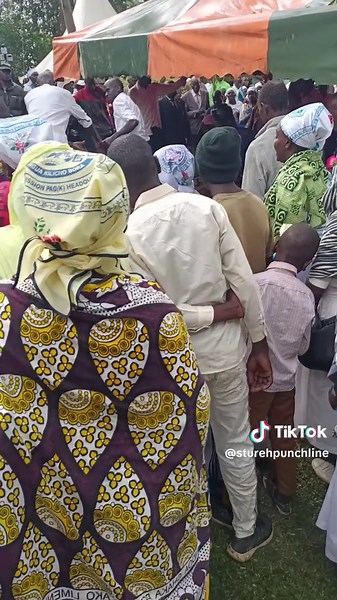 Stureh Punchline (@sturehpunchline)’s videos with original sound - Stureh Punchline