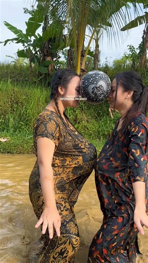 This is the life of a beautiful village girl playing in the rice fields