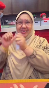 482K views · 5.5K reactions | Eira Syazira || Bawa Mertua Berbuka Di Luar & Shopping Raya.. Makcik Ni Dak Dak TikTok Eh  Hair Serum Capsul Candyta : https://shope.ee/50BitUwbNj | Selebriti Malaysia | Facebook
