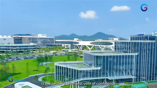 Companies in the GBA｜Chip Acceleration: From Passive Buyer to Active Game-Changer—How This Comeback Was Written This year, the semiconductor sector has been in the spotlight. Industry ETFs have surged 55.43% over the past 12 months, reflecting robust momentum. This financial market fervor is a clear mirror of shifts in the real economy. A familiar line in the chip world goes: 60% of global chip applications are in China, and 60% of China’s chip applications are in the Pearl River Delta. Follow t