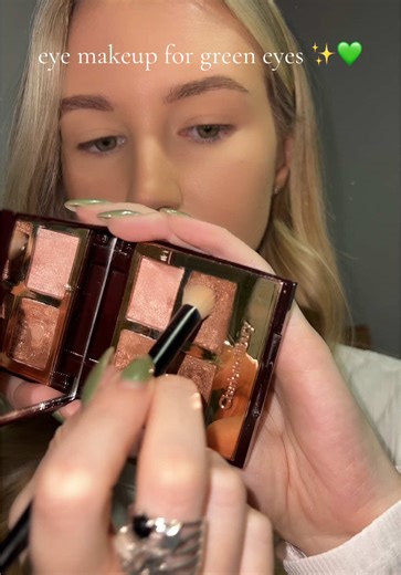 Easy Eye Makeup Tutorial for Green Eyes