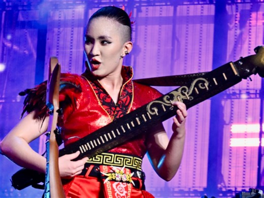 这个长方形民族乐器现场听起来是怎样?🤔😍