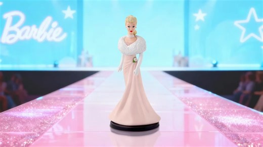 BARBIE Power & Style Collection. Gli stili più iconici di barbie in una collezione unica. Fin dalla sua apparizione nel 1959, Barbie ha ispirato molte generazioni come simbolo di moda, emancipazione ed evoluzione sociale. Colleziona questa selezione accurata delle bambole che hanno fatto la storia con i loro look più iconici. Prima uscita in edicola 9 gennaio Teen-Age Fashion Model a soli 3,99€ | RBA Italia
