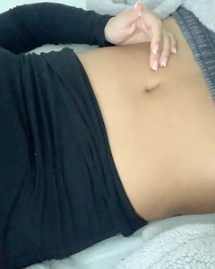 Crumb Pie on Instagram: "Who wants to play with my belly button?! ❤️🙊 #belly #bellybutton #bellybuttonfetish #bellybuttonfingering #navel #navelfetish #navelplay #navelshow #navelfinger #navellove #bellybuttons #bellybuttonplay #bellybuttontorture #naveltorture"