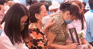 Vụ bé gái 8 tuổi bị bạo hành, tử vong: Hai bị cáo nói lời sau cùng
