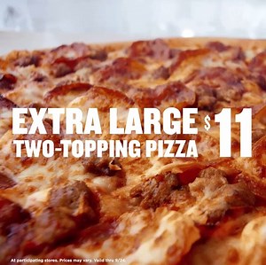 🤡 Almost as scary as clowns, minimalism doesn't belong on your pizza 🍕🍕🍕 Fight the trend and order an Extra Large Two-Topping Pizza for $11 using promo code "11XL2T" now at papajohns.com! | Papa John's Pizza Phoenix